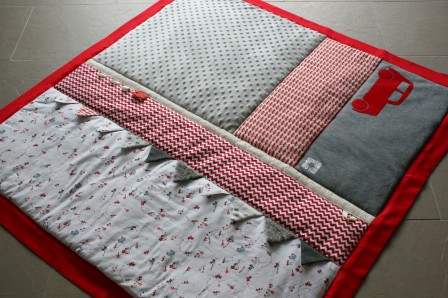 Tapis d'éveil Voitures, déc. 2014 Tapis d'éveil Voitures