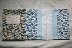 Protège carnets de santé en Liberty Tom's Jet, mai 2014 Protège carnets de santé en Liberty Tom's Jet